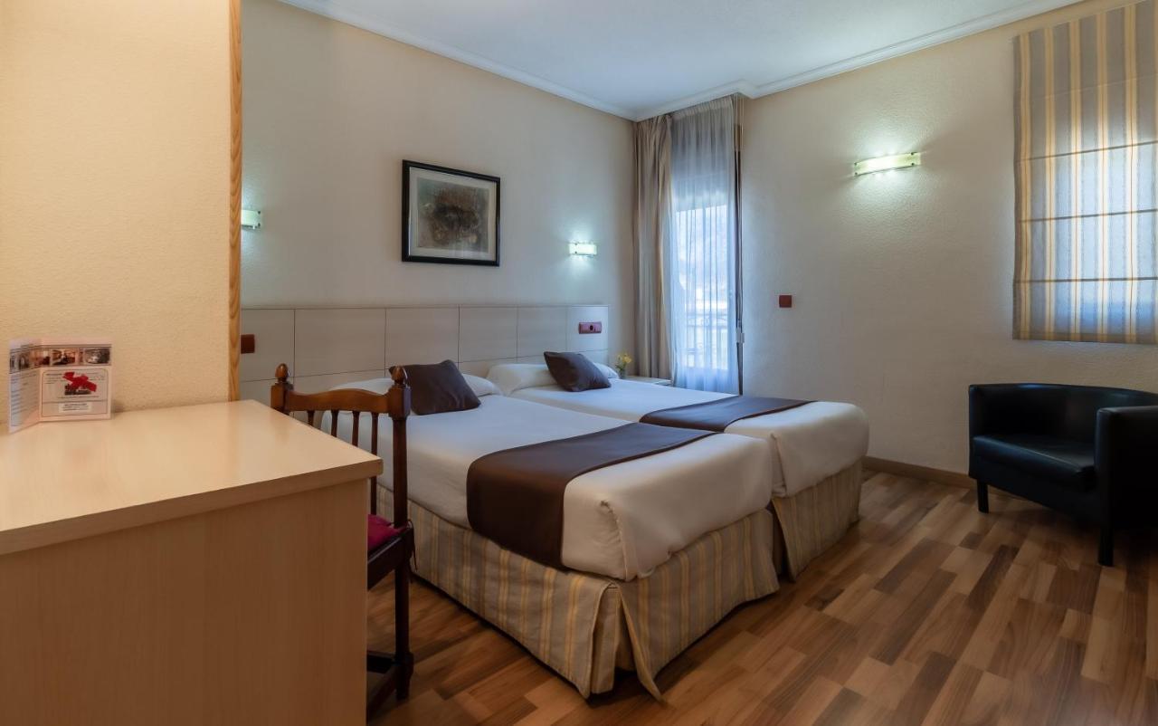 Hostal Rural El Cano By Vivere Stays Alpedrete Εξωτερικό φωτογραφία