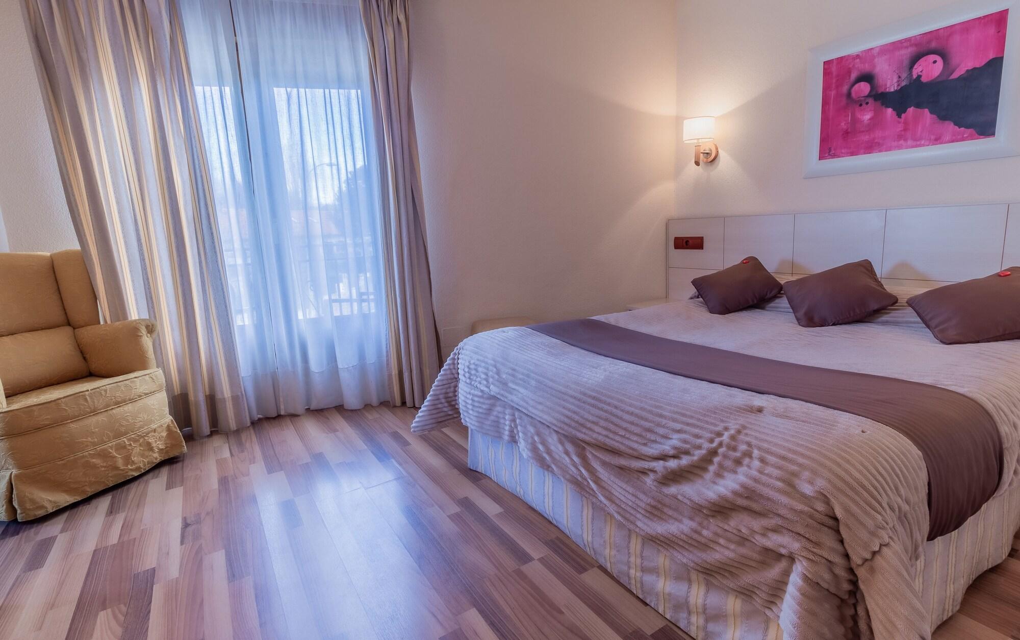 Hostal Rural El Cano By Vivere Stays Alpedrete Εξωτερικό φωτογραφία