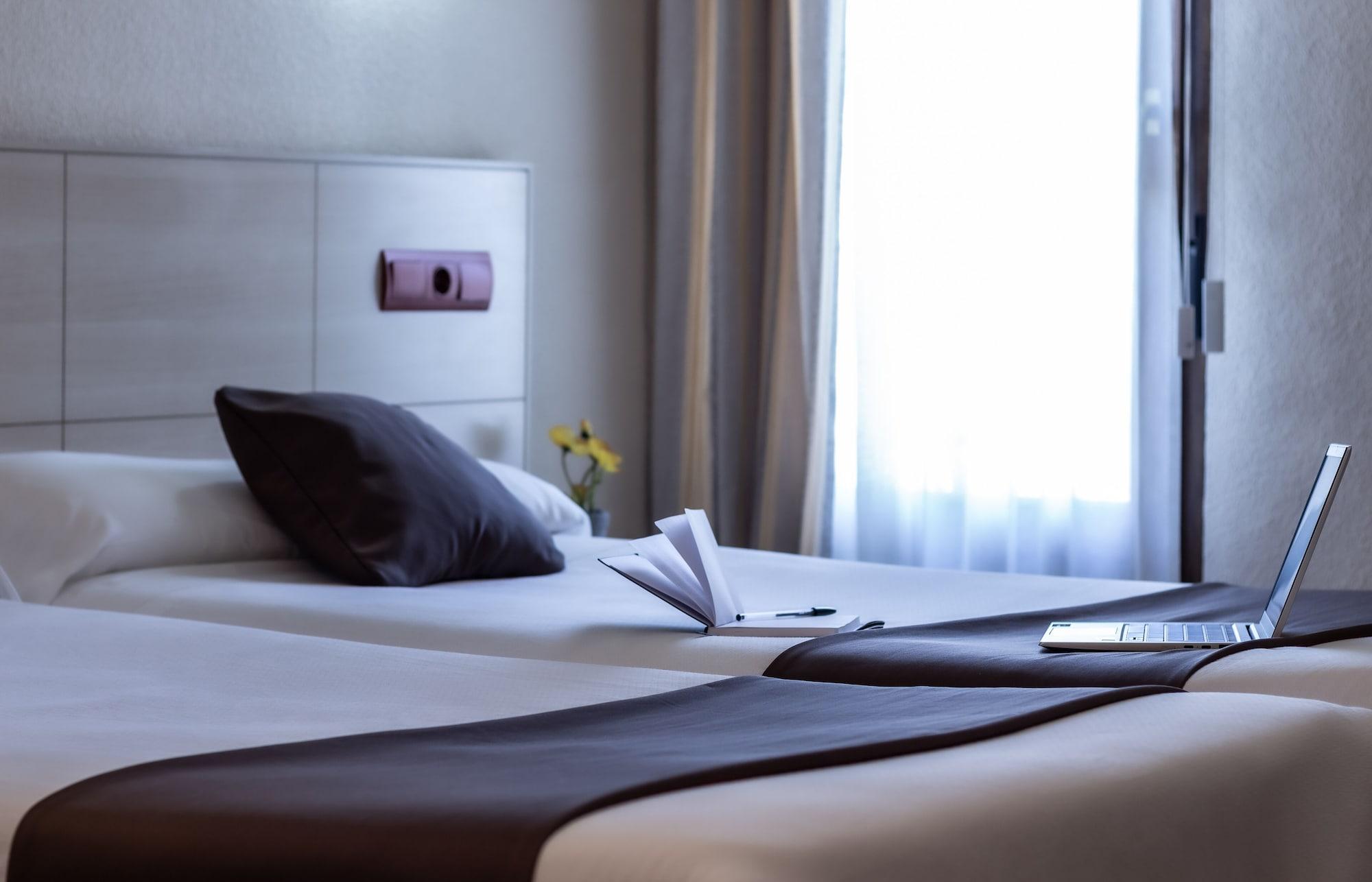 Hostal Rural El Cano By Vivere Stays Alpedrete Εξωτερικό φωτογραφία
