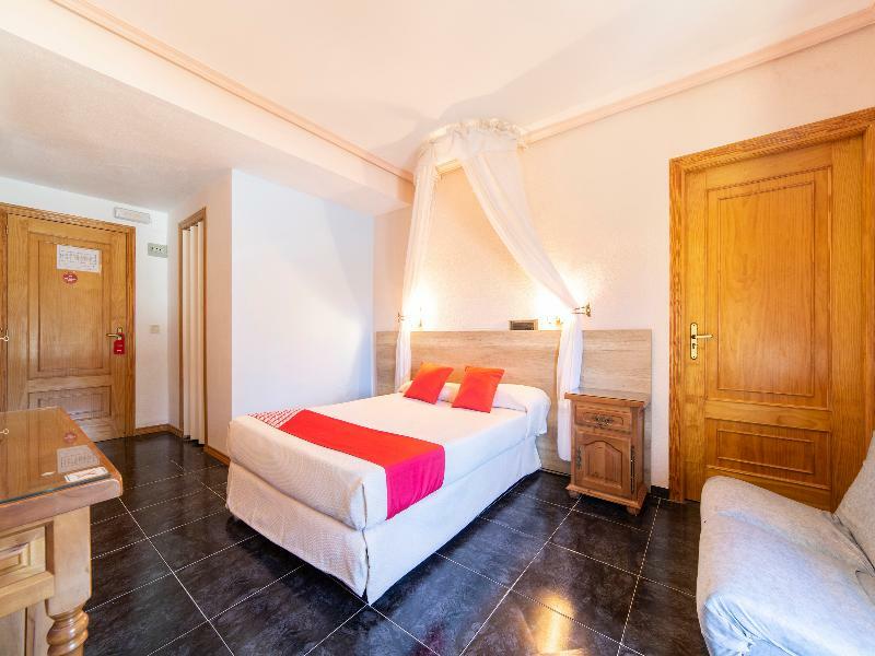 Hostal Rural El Cano By Vivere Stays Alpedrete Εξωτερικό φωτογραφία