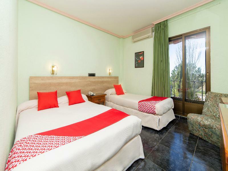 Hostal Rural El Cano By Vivere Stays Alpedrete Εξωτερικό φωτογραφία