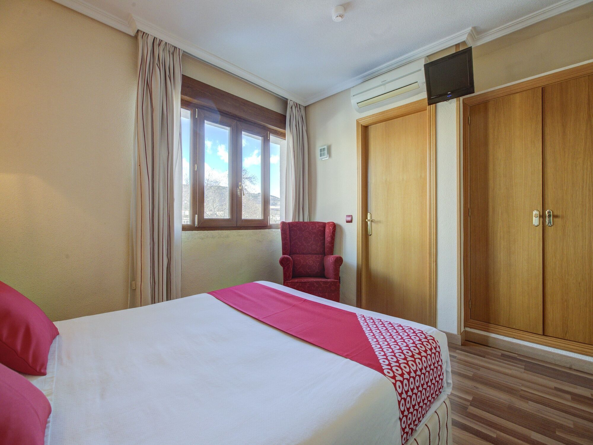 Hostal Rural El Cano By Vivere Stays Alpedrete Εξωτερικό φωτογραφία